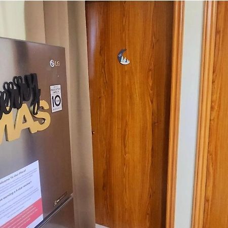 Kot Nu - Beach Themed Apartment - 3 Mins Walk From The Sea Flic-en-Flacq Exterior foto